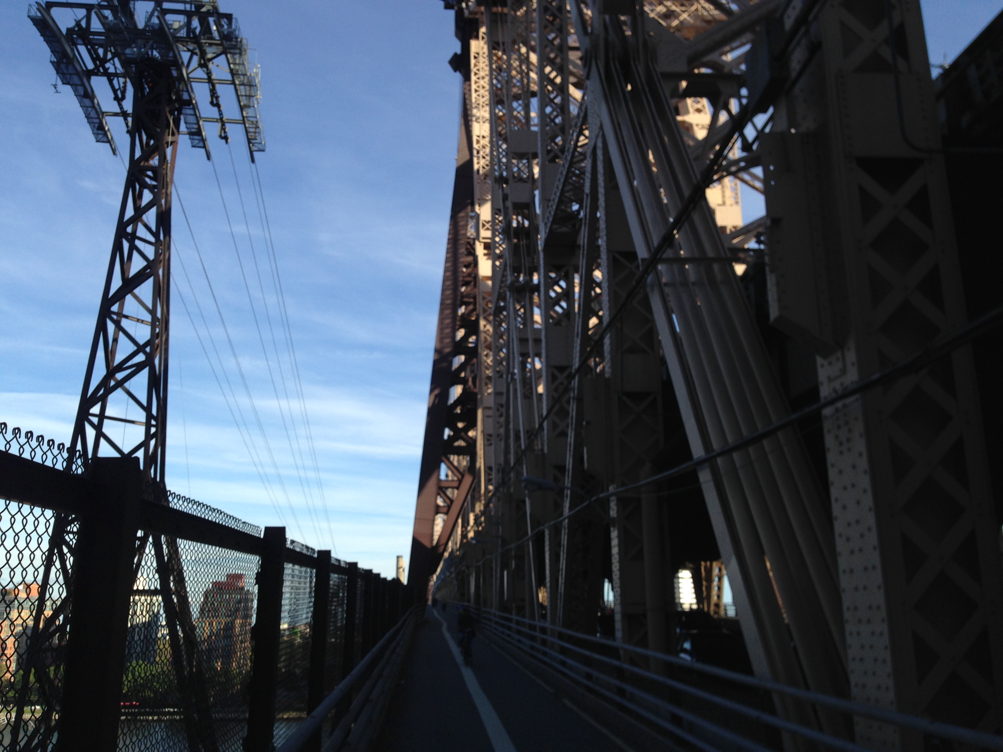 queensborowithcablecar